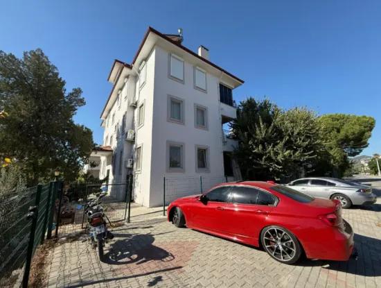 Ortaca Cumhuriyet Sütçüler Sokakta 2+1 Giriş Kat Daire Satılık.