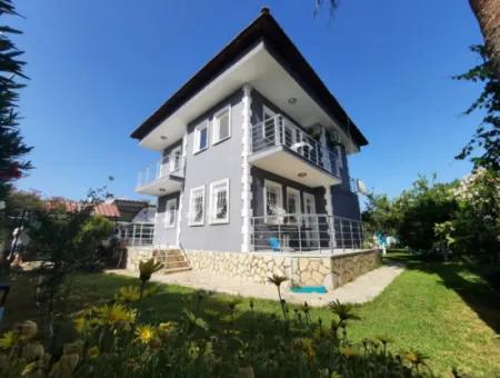 Muğla Dalyanda Yüzme Havuzlu 4+1 Müstakil Villa Günlük- Haftalık Kiralık