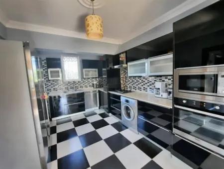 Muğla Dalyanda Yüzme Havuzlu 4+1 Müstakil Villa Günlük- Haftalık Kiralık