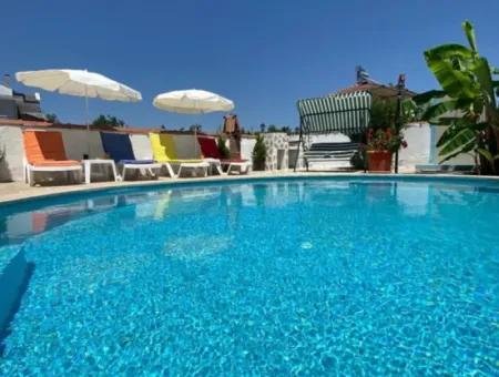 Muğla Dalyanda Yüzme Havuzlu 4+1 Müstakil Villa Günlük- Haftalık Kiralık