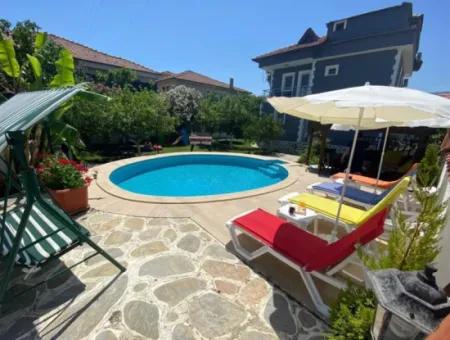 Muğla Dalyanda Yüzme Havuzlu 4+1 Müstakil Villa Günlük- Haftalık Kiralık