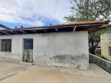 Denizli Acıpayam Olukbaşı Köyünde Yola Sıfır Satılık Köy Evi Araç  Veya Emlak Takas Olabilir