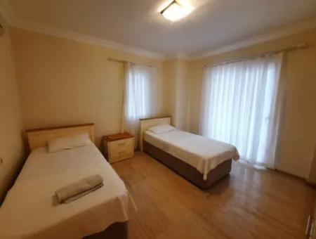 Dalyanda Müstakil 500 M2 Arsada 150 M2 4+1 Eşyalı Dubleks Yıllık Kiralık