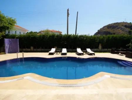 Muğla Ortaca Dalyan’da 770 M² Arsada 5+1 Havuzlu Müstakil Lüks Villa Satılık