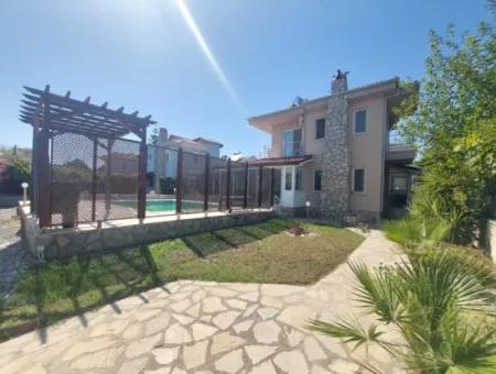 Dalyan’da  Müstakil Yüzme Havuzlu Eşyalı 3+1 Kış Balkonu Villa Kiralık