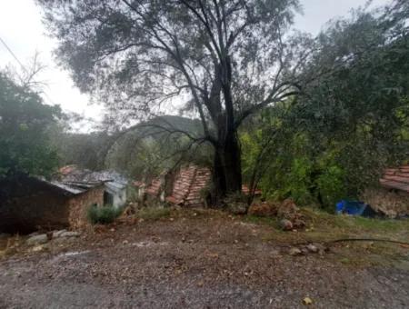 Muğla Fethiye İnlice’de Doğa İçinde Satılık Tapulu Köy Evi