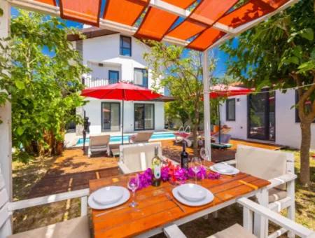 Dalyan Da Yüzme Havuzlu Eşyalı Lüks Villa 6 Aylık Kiralık