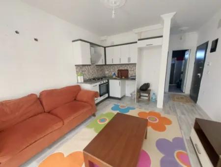 Ortaca Cumhuriyette 1+1, Eşyasız Giriş Katı Daire Kiralık