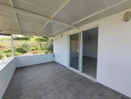 Muğla Dalyan Gökbel De Deniz Manzaralı 2 Müstakil Daire Kiralık